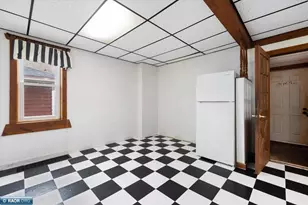 213 & 215 W 4th Ave N, Aurora, MN 55705 - Photo 10