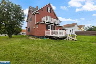 213 & 215 W 4th Ave N, Aurora, MN 55705 - Photo 2