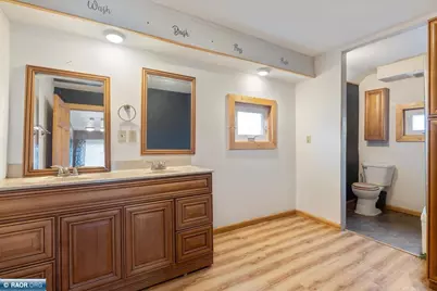 213 & 215 W 4th Ave N, Aurora, MN 55705 - Photo 18