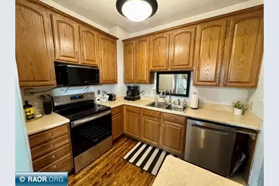 711 Cleveland, Eveleth, MN 55734 - Photo 10