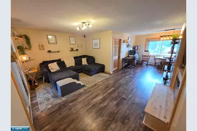 313 Forest St, Buhl, MN 55713 - Photo 8