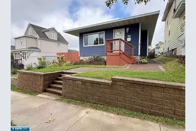 719 Garfield St, Eveleth, MN 55734 - Photo 1