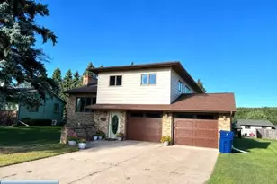 3430 Outer Dr, Hibbing, MN 55746 - Photo 1