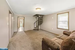412 16th St N, Virginia, MN 55792 - Photo 8