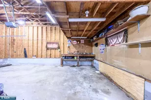 2120 W 2nd Ave, Hibbing, MN 55746 - Photo 38