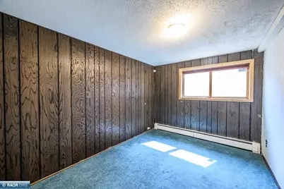 2120 W 2nd Ave, Hibbing, MN 55746 - Photo 30