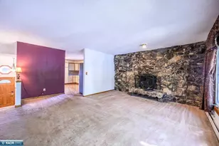 2120 W 2nd Ave, Hibbing, MN 55746 - Photo 6