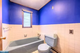 2120 W 2nd Ave, Hibbing, MN 55746 - Photo 18