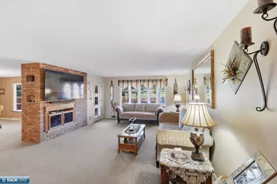 1408 Gray Drive, Hibbing, MN 55746 - Photo 16