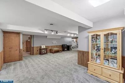 1408 Gray Drive, Hibbing, MN 55746 - Photo 22
