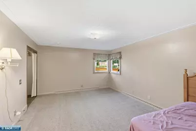 1408 Gray Drive, Hibbing, MN 55746 - Photo 28