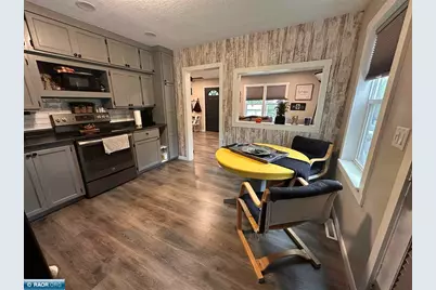 10 Vermillion Dr, Virginia, MN 55792 - Photo 2