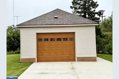 101 State St, Buhl, MN 55713 - Photo 32