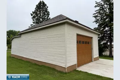 101 State St, Buhl, MN 55713 - Photo 6