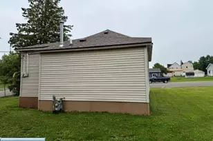 101 State St, Buhl, MN 55713 - Photo 4