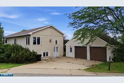 35 Vermillion Dr, Virginia, MN 55792 - Photo 2