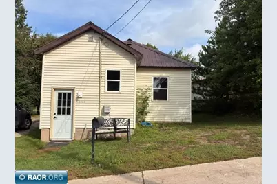1006 N 18th St, Virginia, MN 55792 - Photo 2
