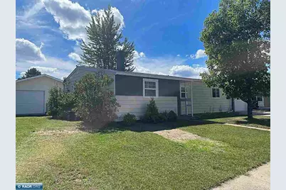 32 Astor Rd, Babbitt, MN 55706 - Photo 2