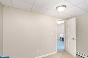 309 Maryland St, Duluth, MN 55803 - Photo 30