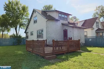 215 11th St S, Virginia, MN 55792 - Photo 2