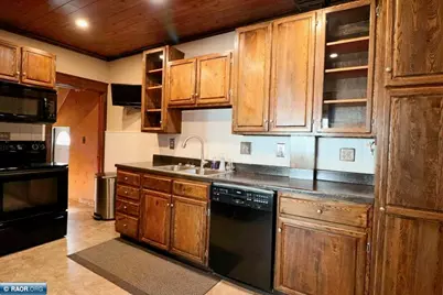 215 11th St S, Virginia, MN 55792 - Photo 8