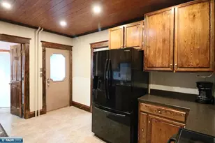 215 11th St S, Virginia, MN 55792 - Photo 10