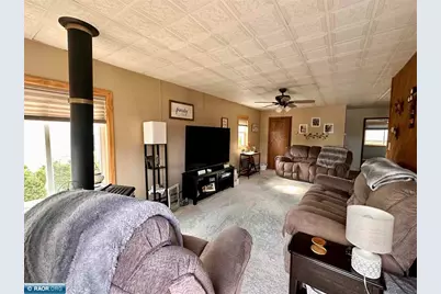 217 W Michigan Ave, Gilbert, MN 55741 - Photo 2