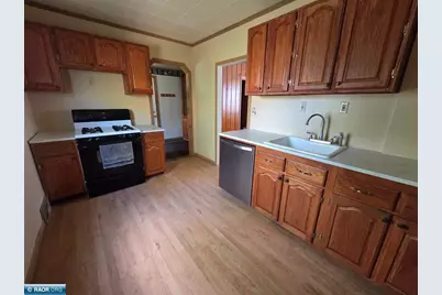 117 Virginia Ave W, Gilbert, MN 55741 - Photo 10