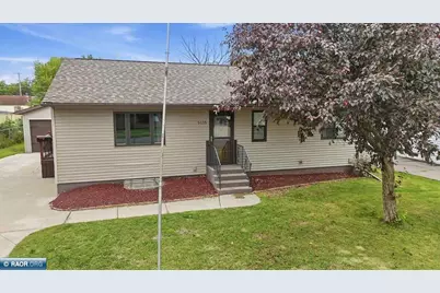3115 Outer Drive, Hibbing, MN 55746 - Photo 2