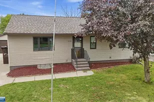 3115 Outer Dr, Hibbing, MN 55746 - Photo 2