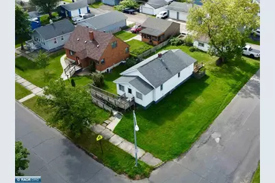 3001 4th Ave W, Hibbing, MN 55746 - Photo 2