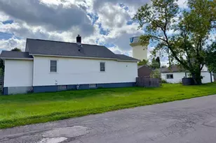 3001 4th Ave W, Hibbing, MN 55746 - Photo 28