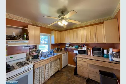 3001 4th Ave W, Hibbing, MN 55746 - Photo 14