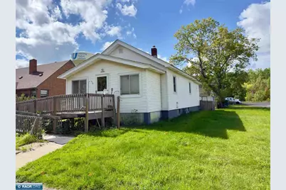 3001 4th Ave W, Hibbing, MN 55746 - Photo 1