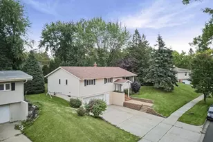 407 Mesabi Dr, Hibbing, MN 55746 - Photo 46