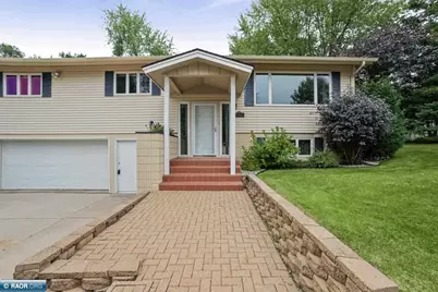 407 Mesabi Dr., Hibbing, MN 55746 - Photo 10