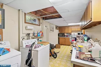 323 7th St NE, Chisholm, MN 55719 - Photo 16