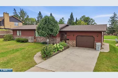 323 7th St NE, Chisholm, MN 55719 - Photo 1