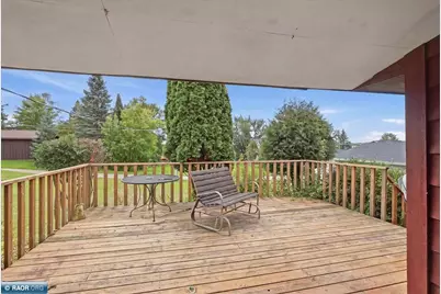 323 7th St NE, Chisholm, MN 55719 - Photo 18