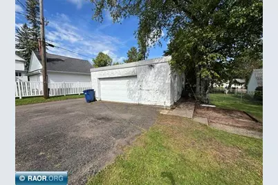 3809 E 2nd Ave, Hibbing, MN 55746 - Photo 18