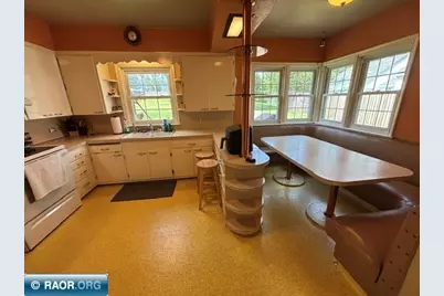 3809 E 2nd Ave, Hibbing, MN 55746 - Photo 4