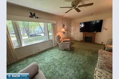 3809 E 2nd Ave, Hibbing, MN 55746 - Photo 2