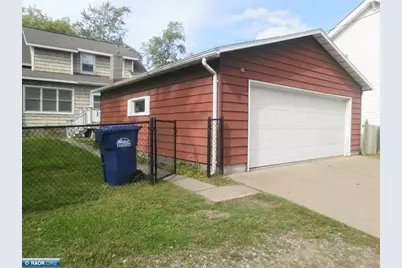 2122 E 5th Avenue, Hibbing, MN 55746 - Photo 20
