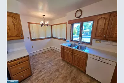 203 Access St, Hibbing, MN 55746 - Photo 6
