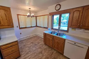 203 Access St, Hibbing, MN 55746 - Photo 6