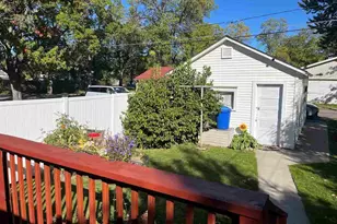 2606 E 6th Ave, Hibbing, MN 55746 - Photo 4