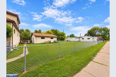 1311 10th St S, Virginia, MN 55792 - Photo 4