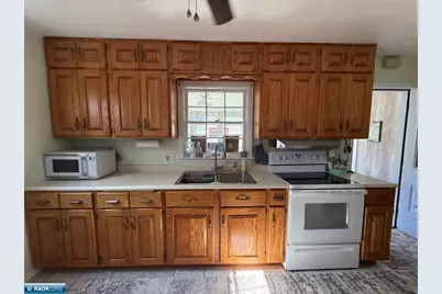 2909 2nd Ave W, Hibbing, MN 55746 - Photo 6