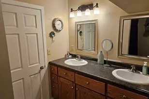 327 S 9th St, Virginia, MN 55792 - Photo 24
