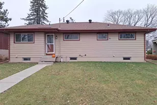 806 N 7th St, Virginia, MN 55792 - Photo 2